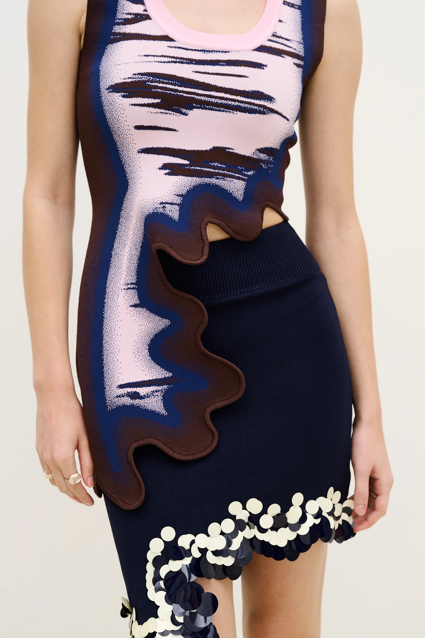 KERRY WAVY TANK TOP - Image 4